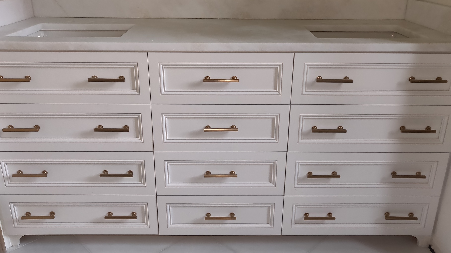 Custom Dual Vanity